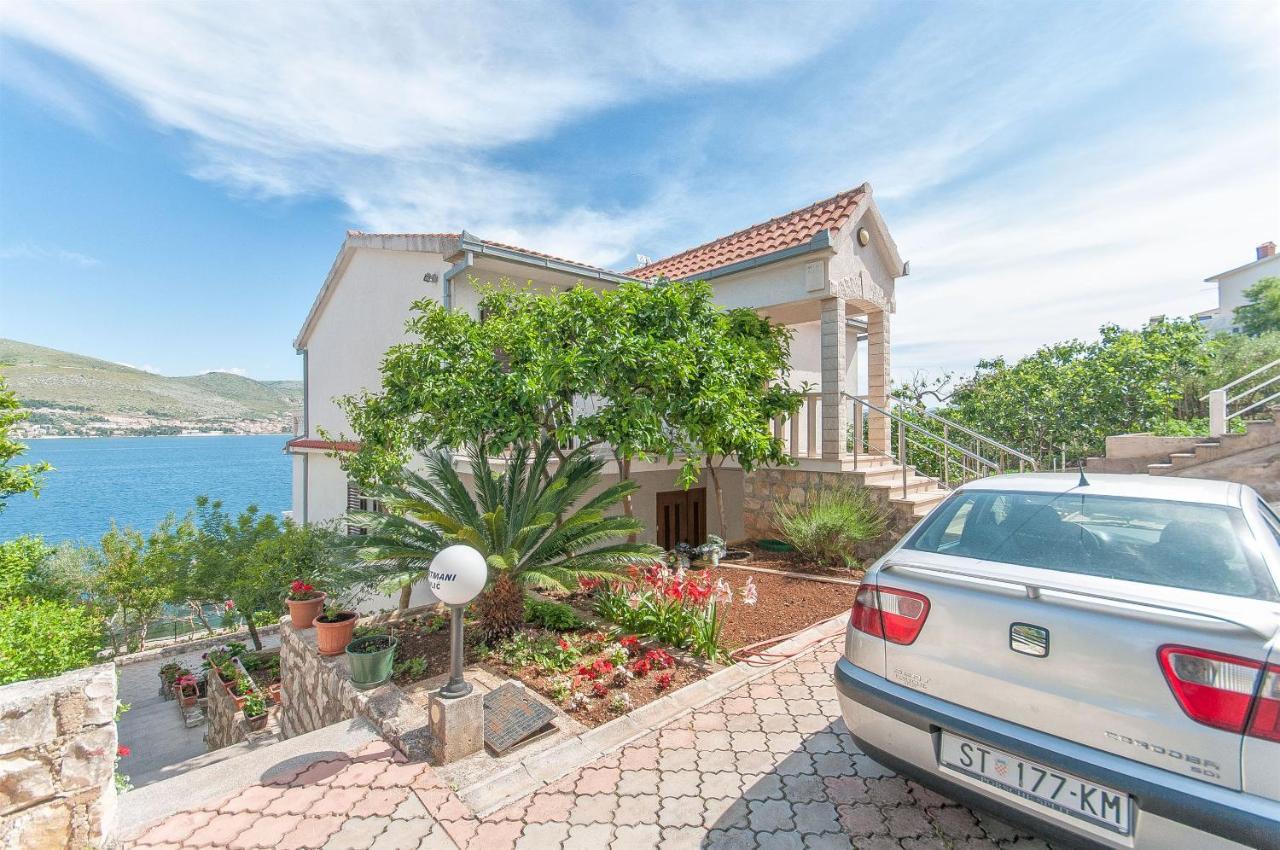 Apartments Natasa Trogir Eksteriør bilde