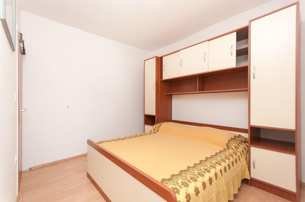 Apartments Natasa Trogir Eksteriør bilde