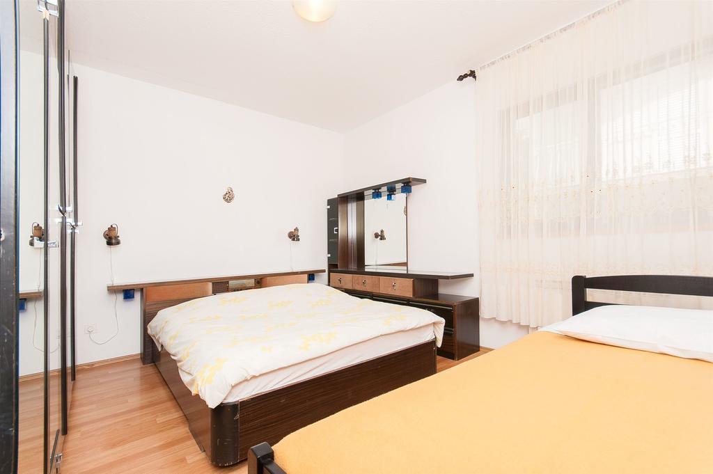 Apartments Natasa Trogir Eksteriør bilde